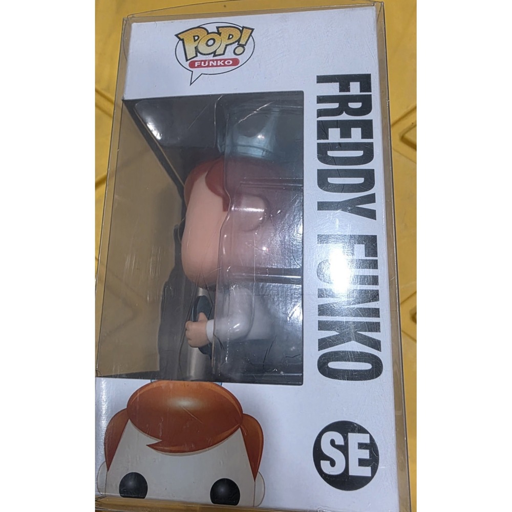 Brand New Funko Pop Freddy Funko SE Freddy Funklub Vaulted w/Protector 2016 - Picture 2 of 6